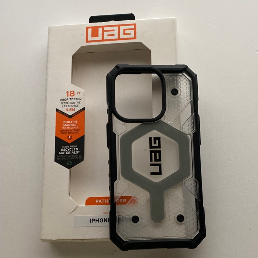 UAG iPhone 14 Pro Case Pathfinder Clear Rugged Ice used